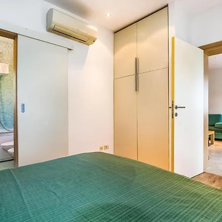 Beautiful In With Outdoor Swimming Pool, 2 Bedrooms And Swimming Pool * Novi Vinodolski